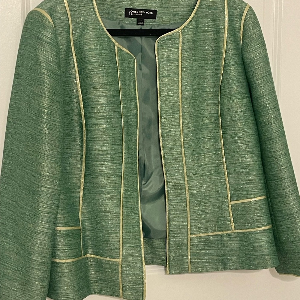 Jones New York Green Blazer with Textured Knit and Open Front